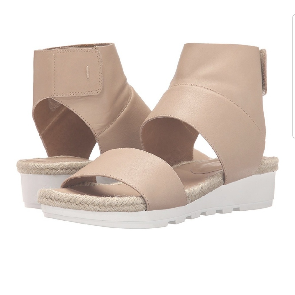 NIB EILEEN FISHER Gladiator Sandals Size 8